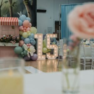 Number Balloon & Garland Setup